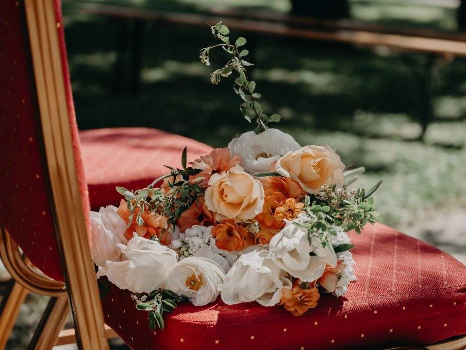 décoration mariage fleurs panneau bienvenue